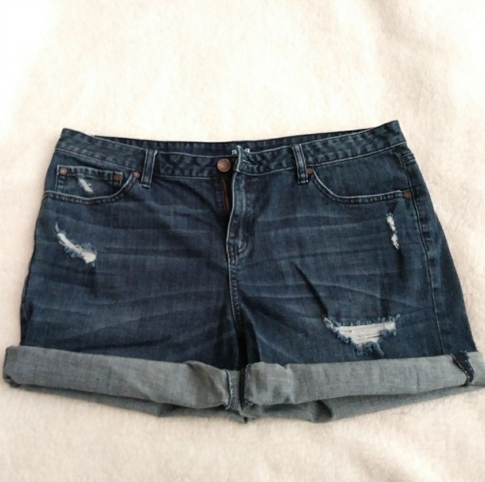 a.n.a Distressed Dark Stretch Jean Cutoff Shorts